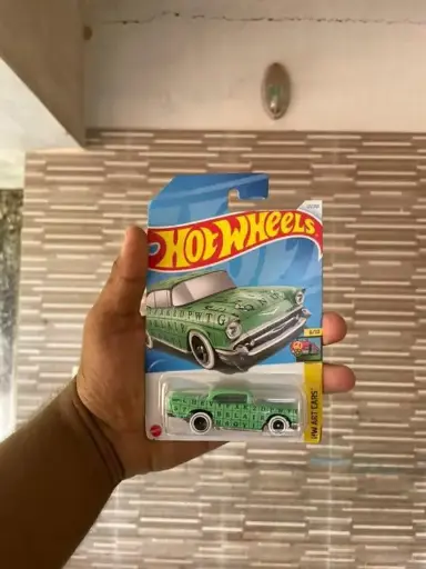 Hot Wheels - '57 Chevy (GRP 2) | DIECASTO.com